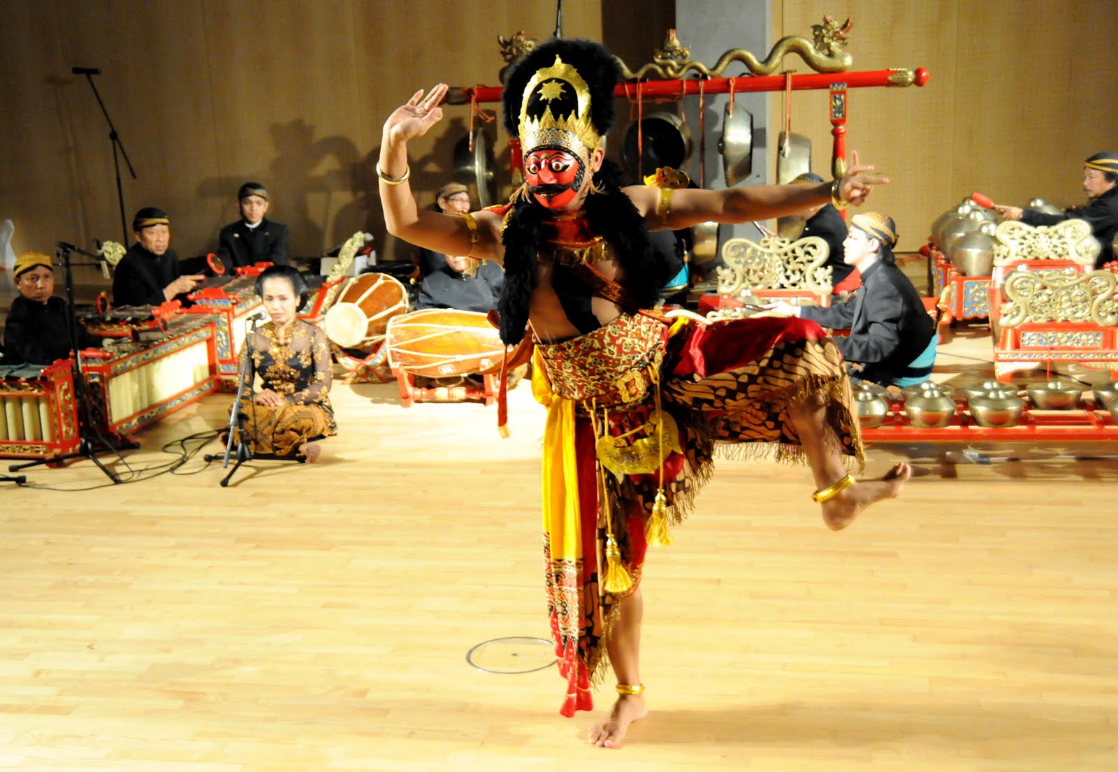 Indonesian music and dance